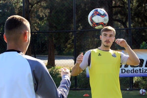 Ponte Preta vai para a 15ª contratação do time da Série B