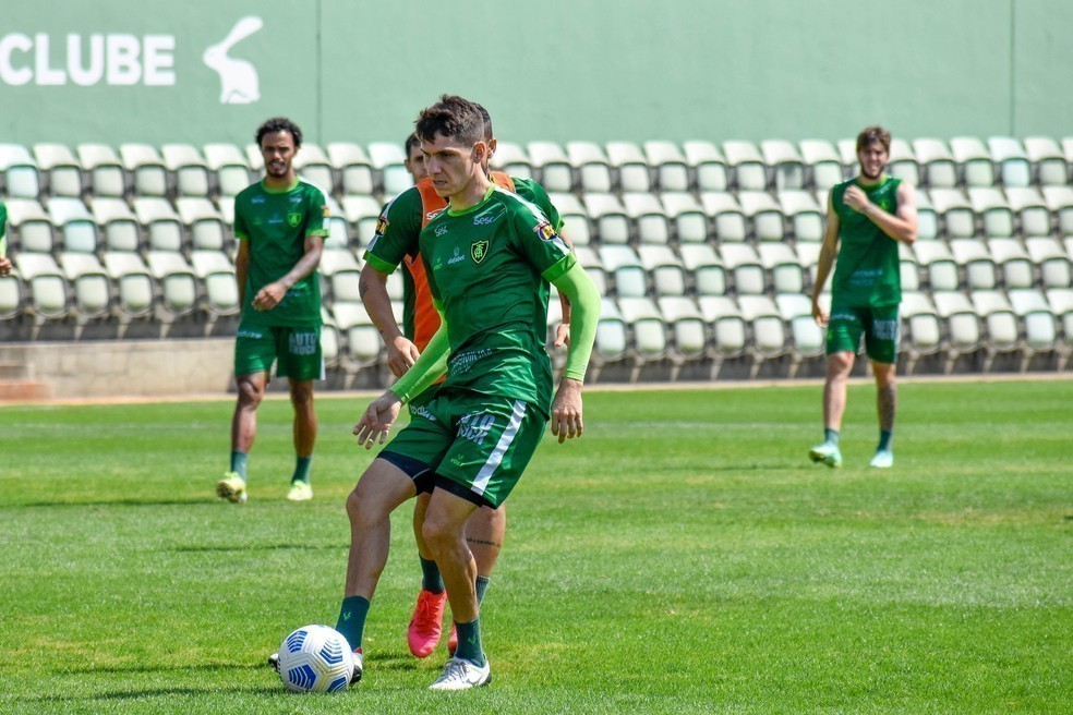 América-MG encerra preparação para enfrentar a Chapecoense