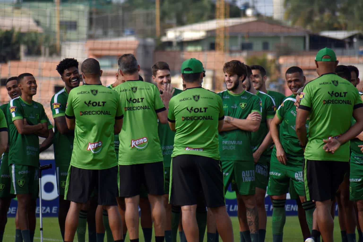 América treina parte tática para sequência do Brasileirão