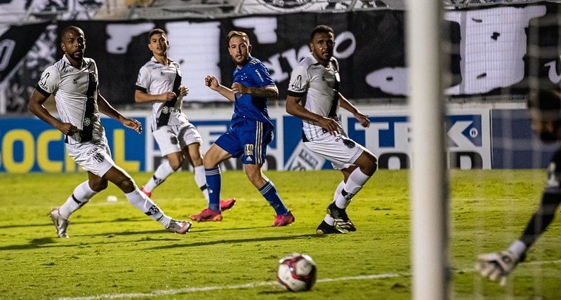 Vamos acordar, Ponte Preta! Dez clubes têm chances acima de 1% de rebaixamento na Série B