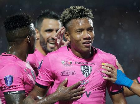 Jhon Sánchez, o primeiro reforço do Vasco na era Lisca