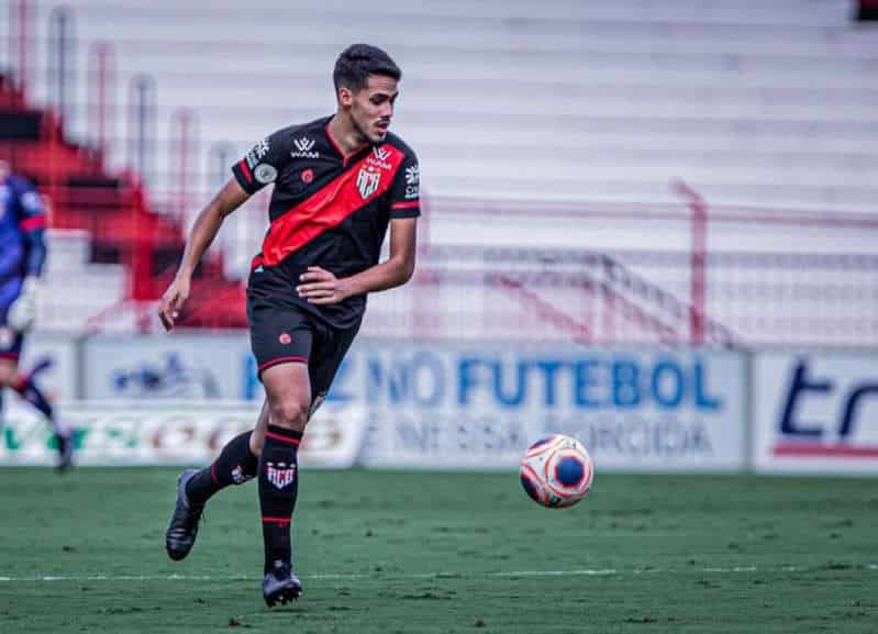Oliveira analisa boa fase do Atlético-GO