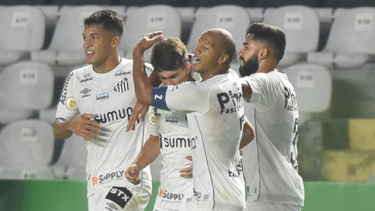 Diniz lamenta empate com Internacional: “Time merecia a vitória”