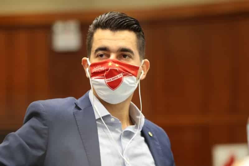 Vice-presidente do Vila Nova tem mandato cassado pelo TSE