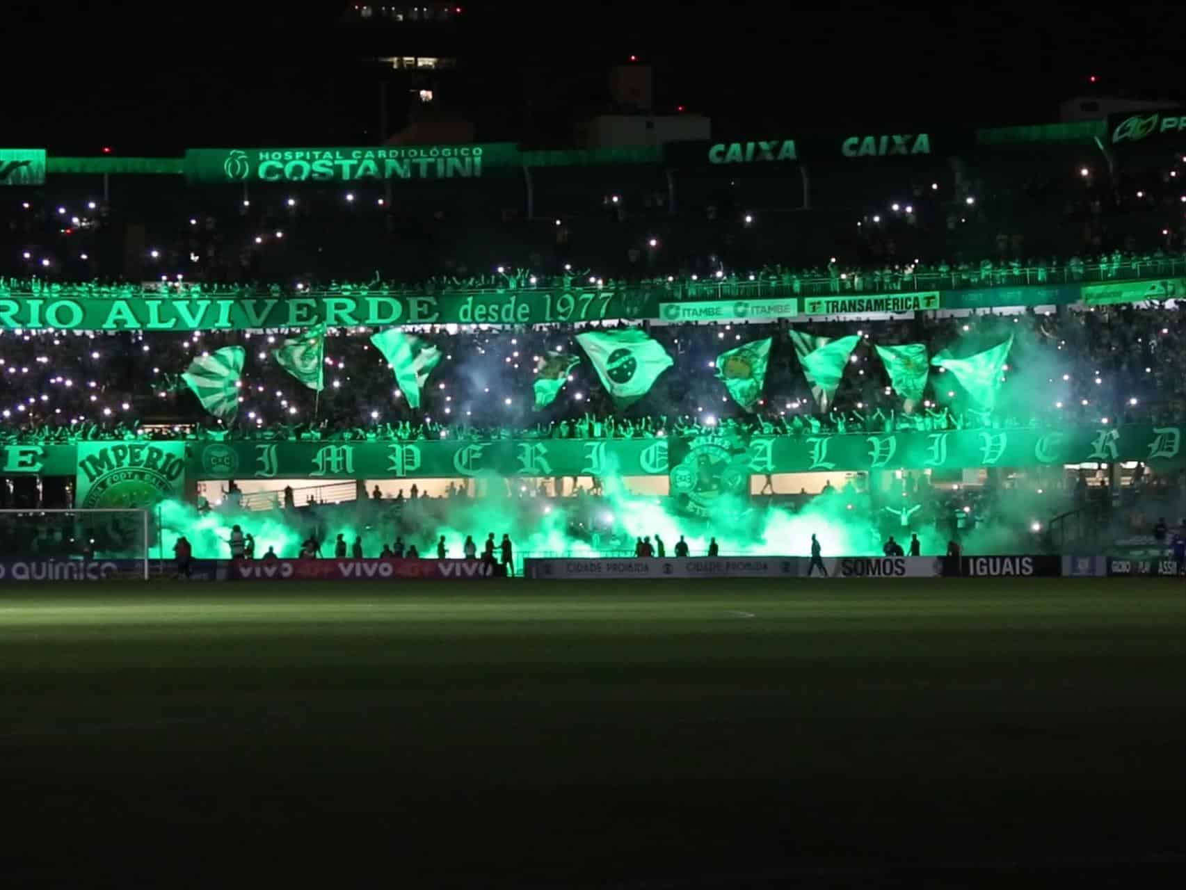 Coritiba libera 5 mil torcedores contra o Guarani após autorização da CBF