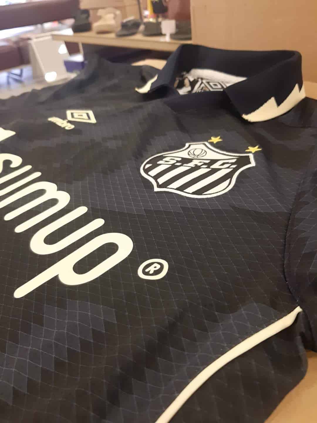 Vaza imagem da suposta 3ª camisa do Santos