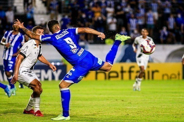 Como foi o mês da Ponte Preta, quantos pontos o time somou?
