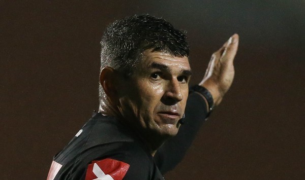 Dérbi 201: veja o time de arbitragem escolhido pela CBF nesta segunda-feira