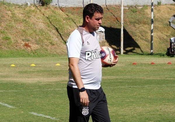 F&aacute;bio Moreno de volta a Ponte Preta