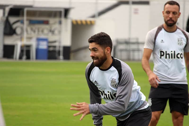 Rayan encerra silêncio na Ponte: “A gente está sempre tentando melhorar para poder conquistar a titularidade e, sempre que tem essas disputas, quem ganha é o time”