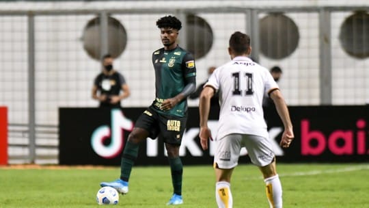 América-MG fecha 1° turno no Z4, mas mira arrancada