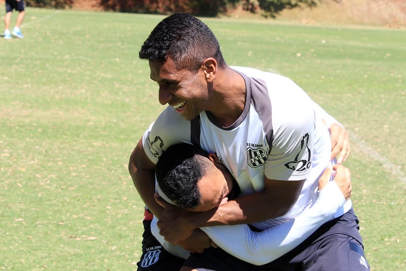 Aniversariante Moisés. (Foto destaque: Diego Almeida/ PontePress)