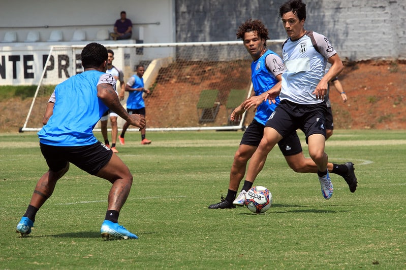 Ponte Preta segue treinando para o jogo contra o Operário na próxima quarta-feira (22)