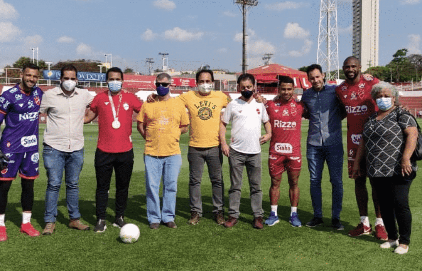 Vila Nova recebe visita de Guegueu, campeão paralímpico de futebol de 5