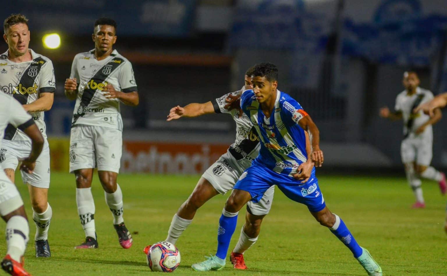 Kleina ressaltou: “Eles colocaram volume, mas acho que o time suportou bem. A gente sabia do comportamento deles hoje”