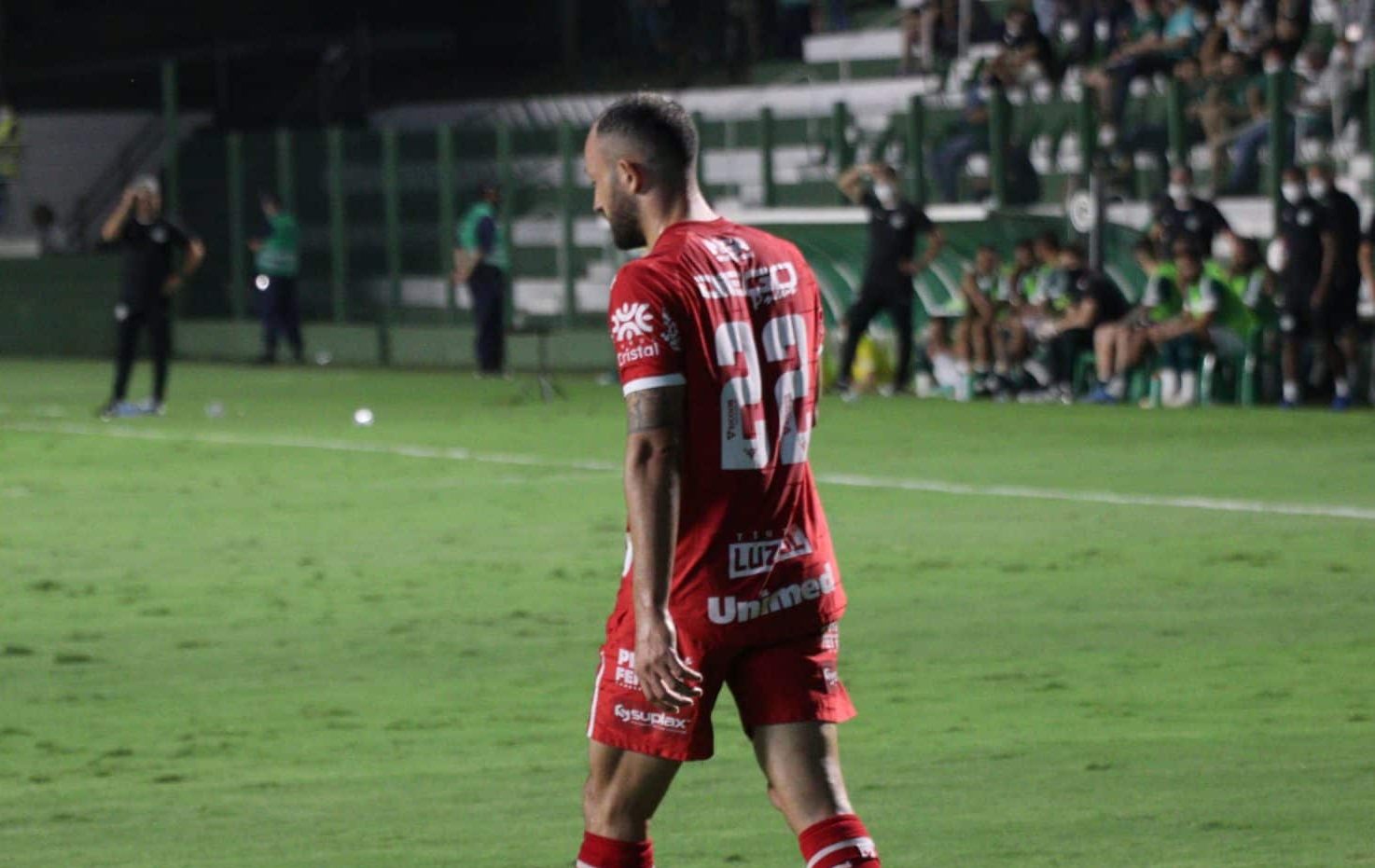 Após estrearem, Vila Nova apresenta Diego Tavares e Rafael Silva