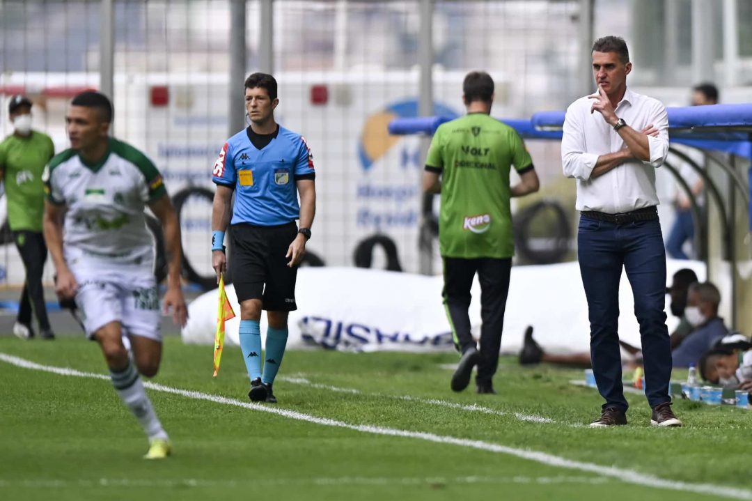 América-MG: Mancini vibra com 2ª vitória sem levar gols