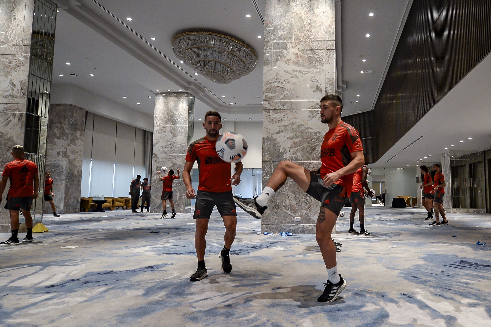 Flamengo terá equipe completa para enfrentar o Barcelona SC na Libertadores