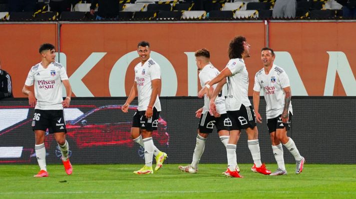Ra&uacute;l Orme&ntilde;o fala do momento do Colo-Colo e exalta Leandro Gil