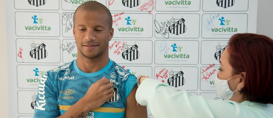 Santos inicia vacinação de atletas contra a gripe influenza