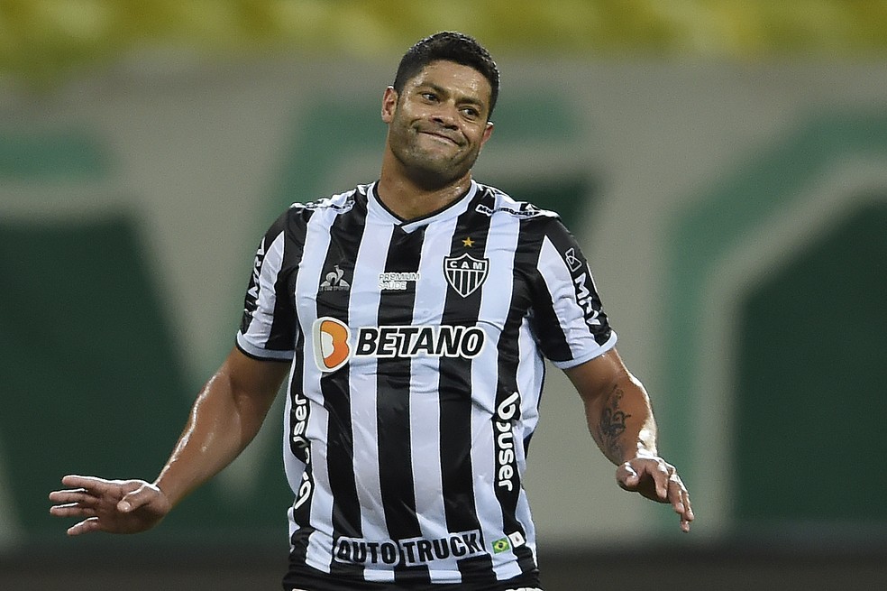 Hulk sobre pênalti: “Só erra quem bate”