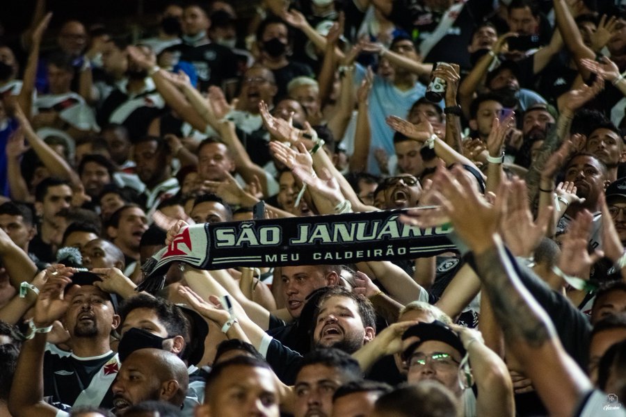 Vasco terá mais de 10 mil pessoas nas arquibancadas contra o CSA