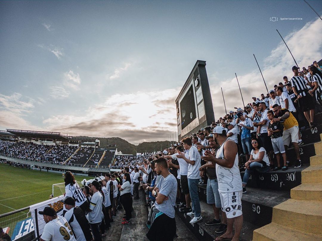 Santos registra prejuízo na bilheteria do jogo contra o Fluminense