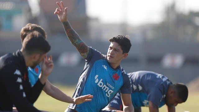 Permanência de Cano é dúvida para 2022