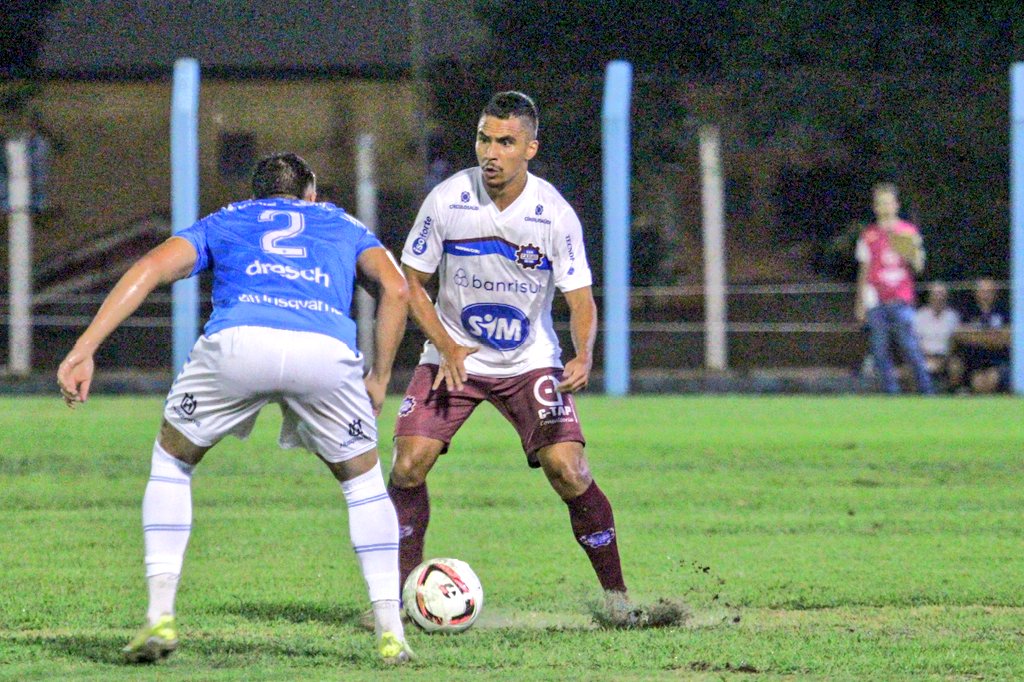 Novo Hamburgo x Caxias resultado, destaques e reação