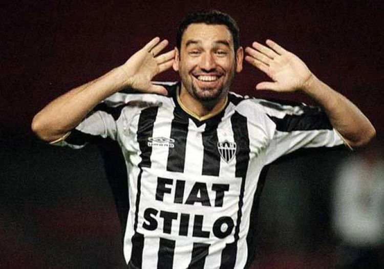 Guilherme com a camisa do Galo. Imagem: reprodução