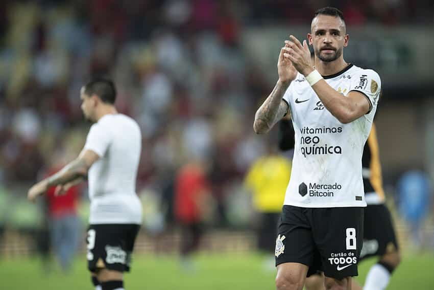 Campe&atilde;o da Libertadores em 2012 dispara contra atual futebol do Corinthians