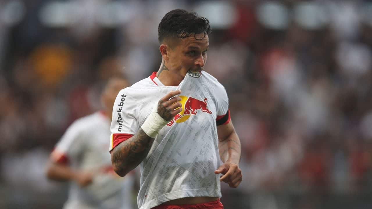 Palmeiras fecha contrata&ccedil;&atilde;o de Artur, segundo jornalista; Red Bull Bragantino nega