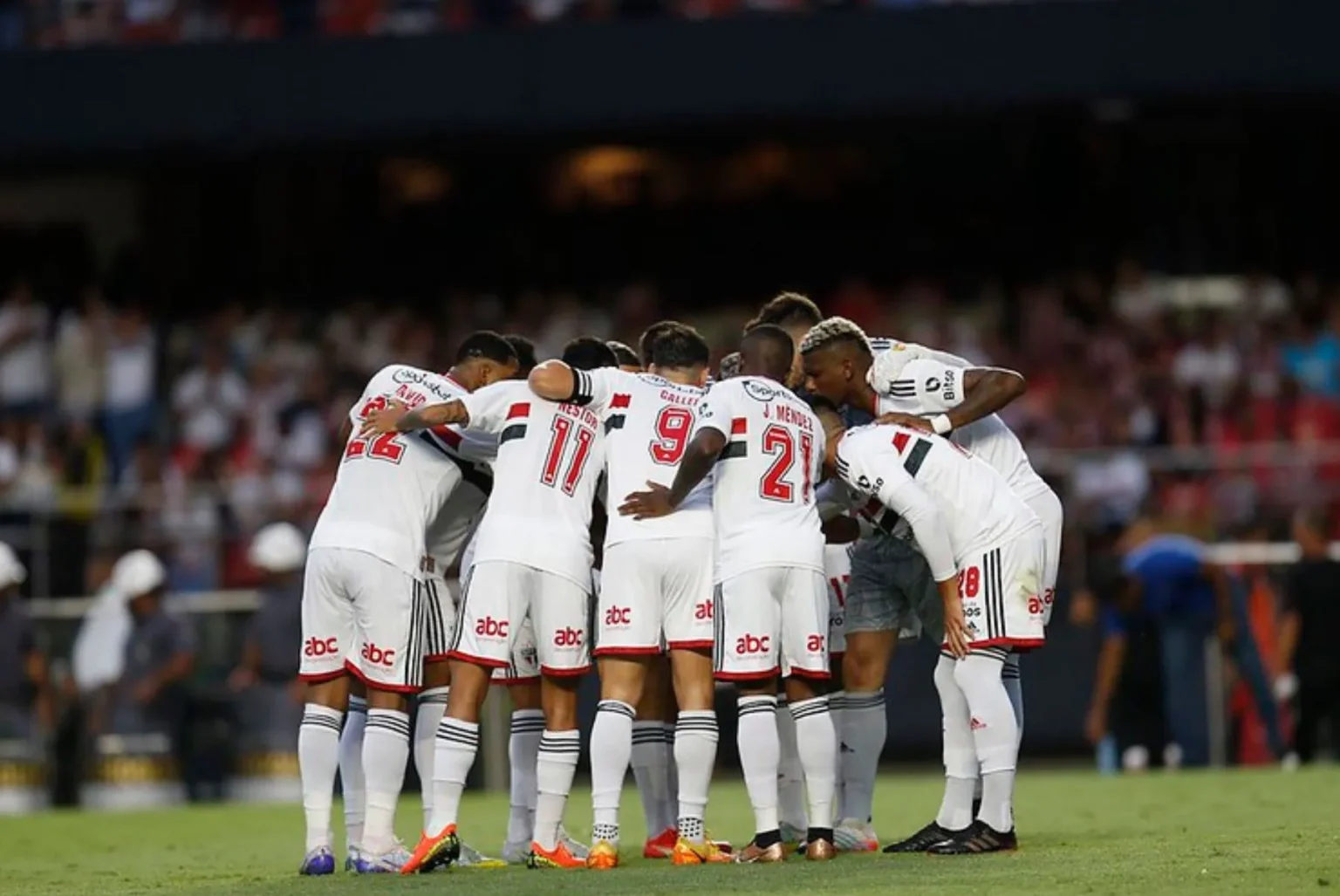 A pedido justiça, conta de jogador do São Paulo pode ser bloqueada