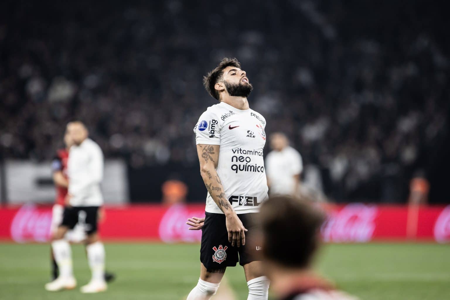 Corinthians: torcida diverge sobre poss&iacute;vel sa&iacute;da de Yuri Alberto