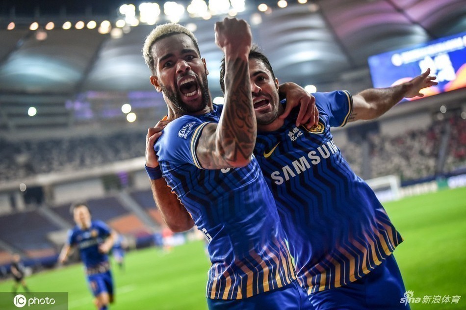 Cabe no Verdão? Veja 25 jogadores brasileiros sem clube ou em fim de contrato nos próximos dias