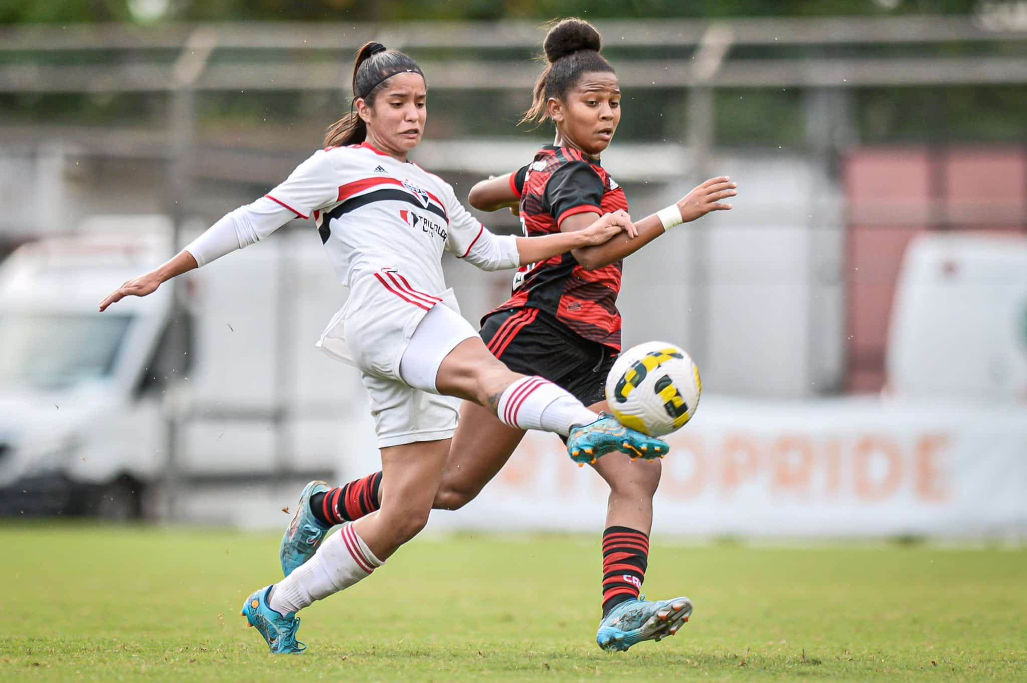 São Paulo recebe o Flamengo em jogo decisivo do Brasileiro Feminino Sub20 Futebol na Veia