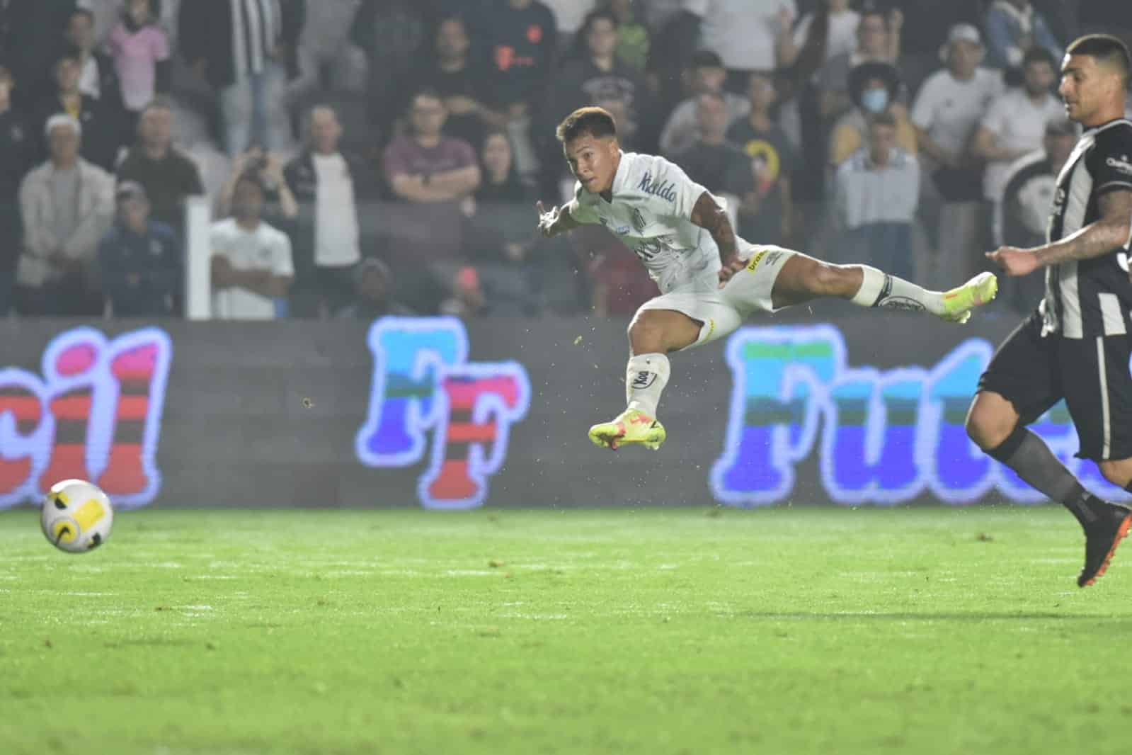 Santos x Botafogo como aconteceu Resultado, destaques e reação
